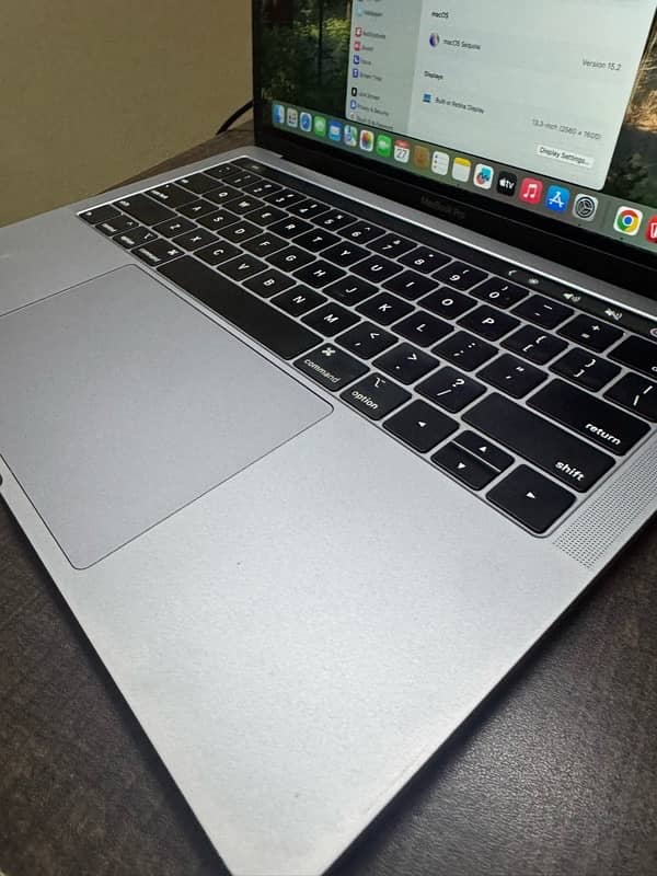 MacBook Pro 2019 10/10 0