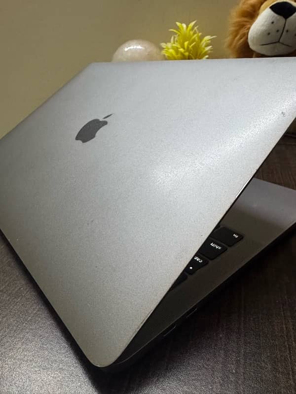 MacBook Pro 2019 10/10 2