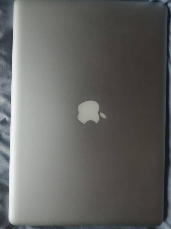 MACBOOK PRO 2011 LATE CORE i7 0