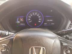 Honda Vezel 2014 ( URGENT SALE)