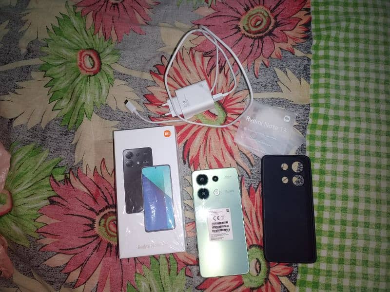 REDMI NOTE 13 8/128 GB almost new 11 month warranty 0