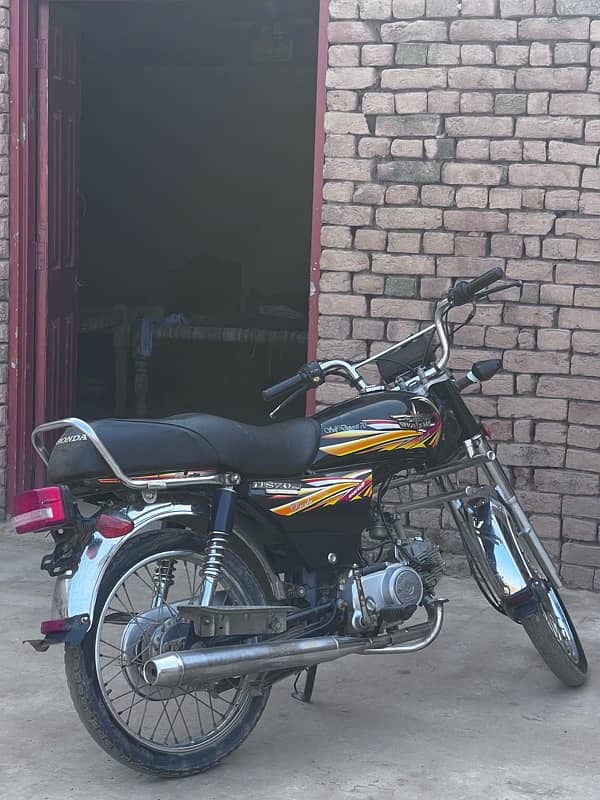 union star 21 model aplid for janion condition location mianwali 6