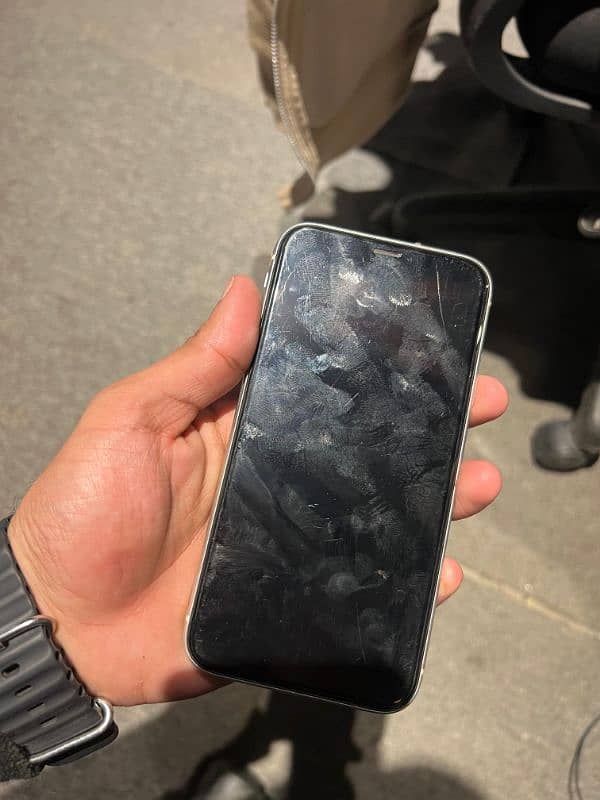 iphone xr for/sale 4