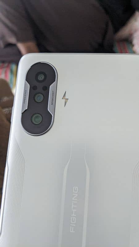 Redmi K40 Gaming Beast 4