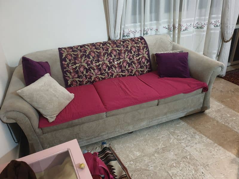 3 seater good quality sofa 1