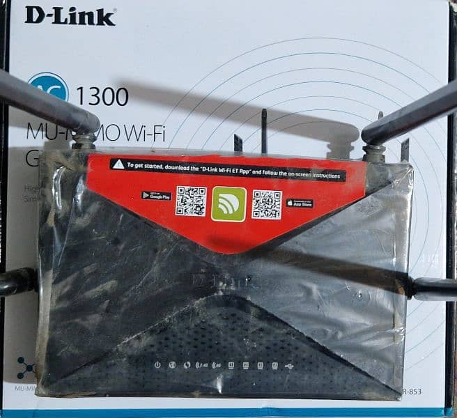 D-Link AC 1300 DIR-853 3