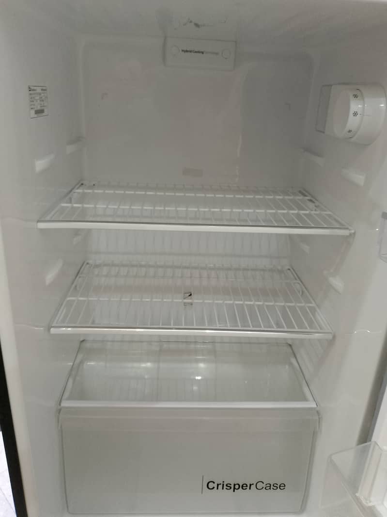 Refrigerator Model 9178 colour black for sale 3