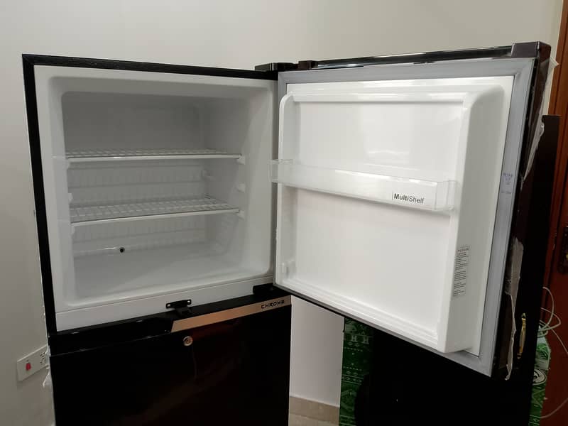 Refrigerator Model 9178 colour black for sale 5