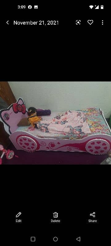 kids bed 9/10 condition 2