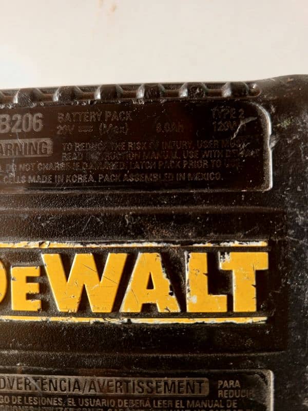 DeWalt 3