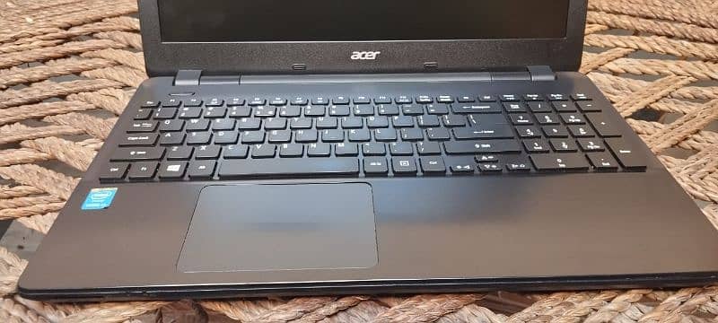 Acer i3 4th generation 3