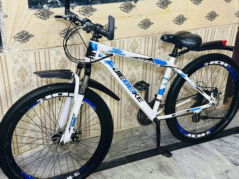 JIEBEIKE white bicycle in Good condition 3