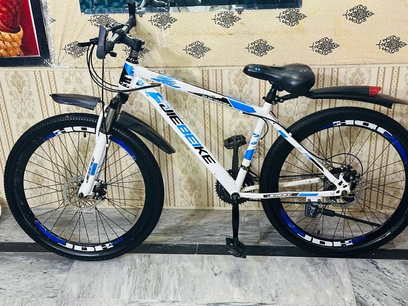 JIEBEIKE white bicycle in Good condition 4