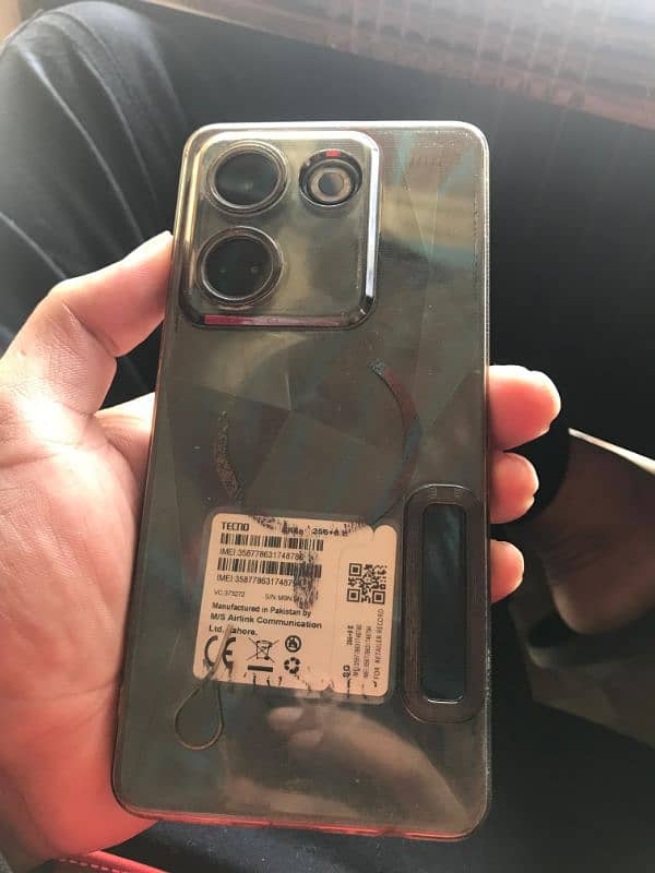 10/10 PTA. . . 250 gb camon 20 1