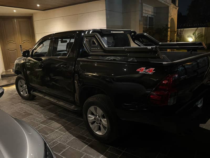 Toyota Hilux Revo G Model-2020 5