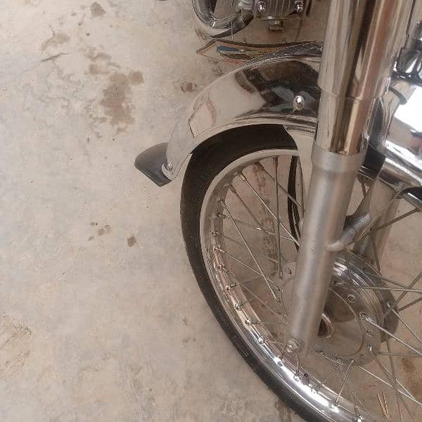 i am selling my bike 14