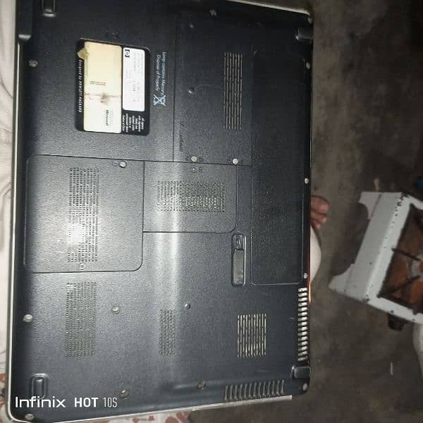 HP laptop 4/64 contact 03017864345 4