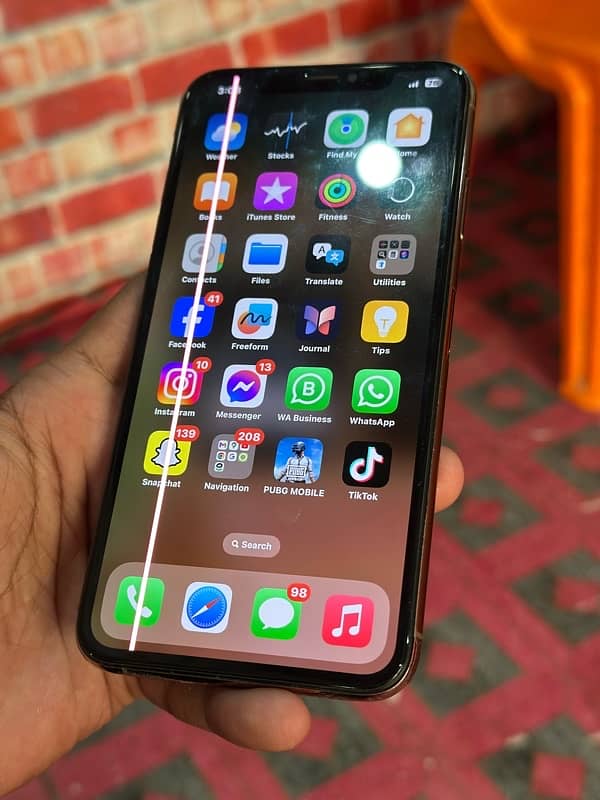 IPhone Xsmax 256gb pta approoved LLa With box 74%Battery health 6