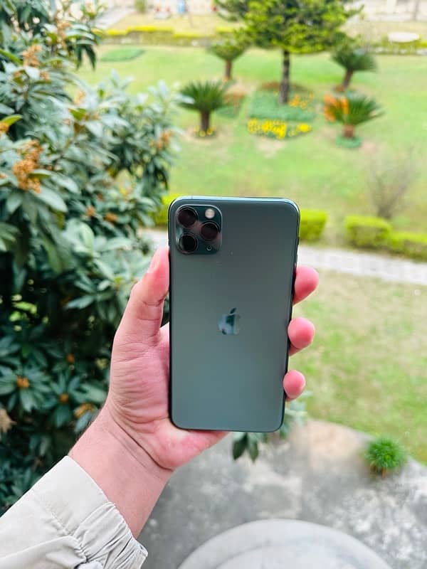 iPhone 11 Pro Max jv 256 gb 100 heath original 1