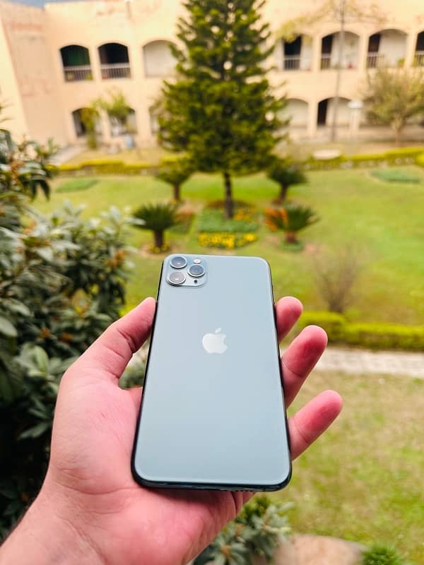 iPhone 11 Pro Max jv 256 gb 100 heath original 2