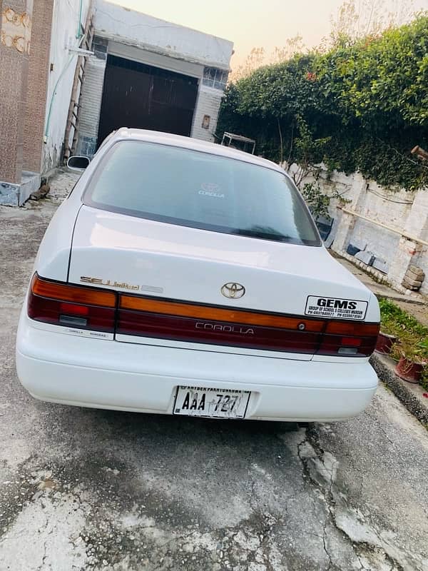 Toyota Corolla 1997 4