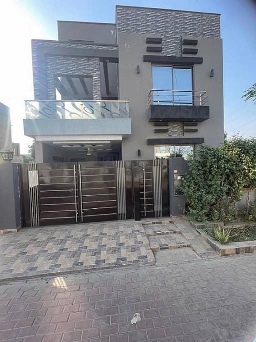 5 Marla House For Rent In Block AA Bahria Town Lahore 0