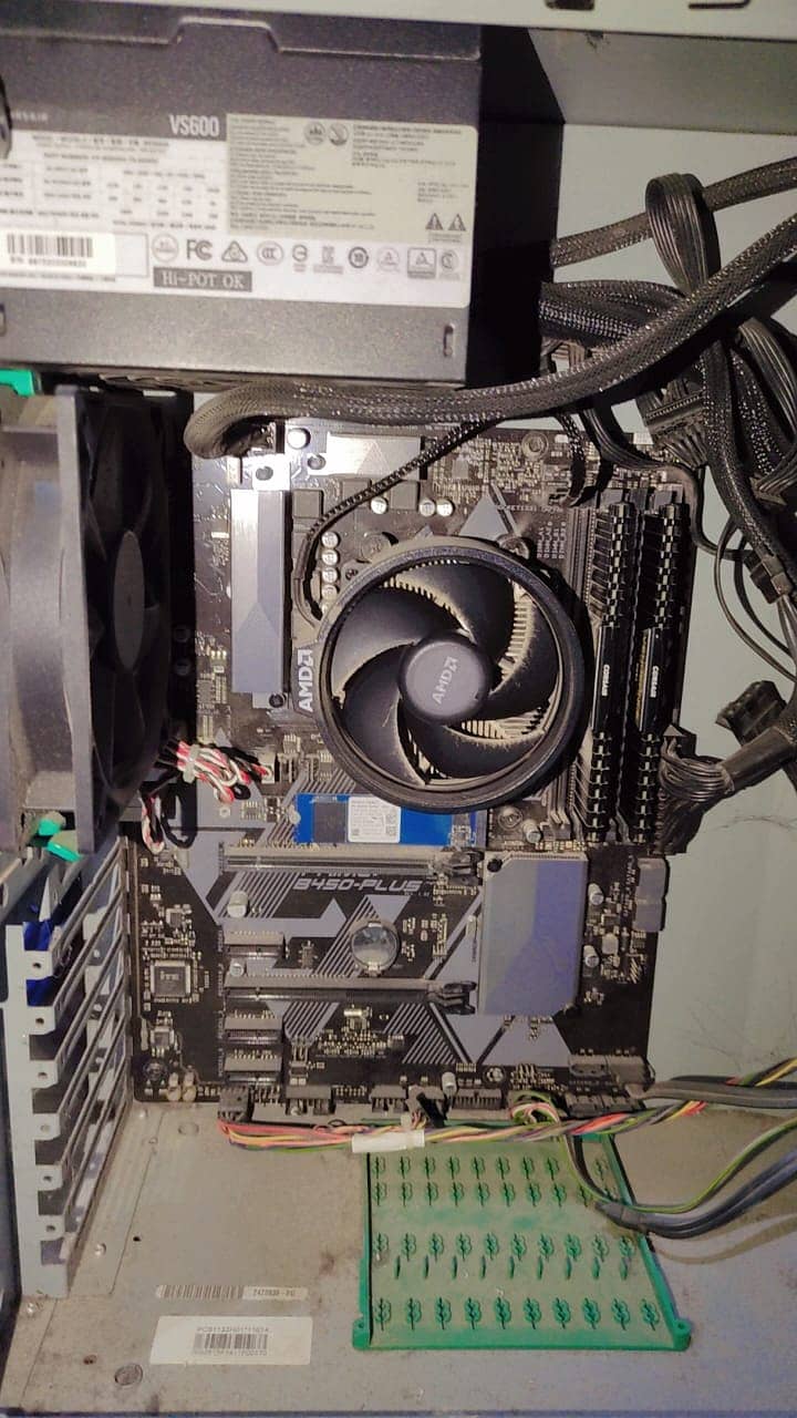 Gaming PC AMD Ryzen 5 3600 Asus, Prime B450 Plus, Corsair 16GB RAM 2