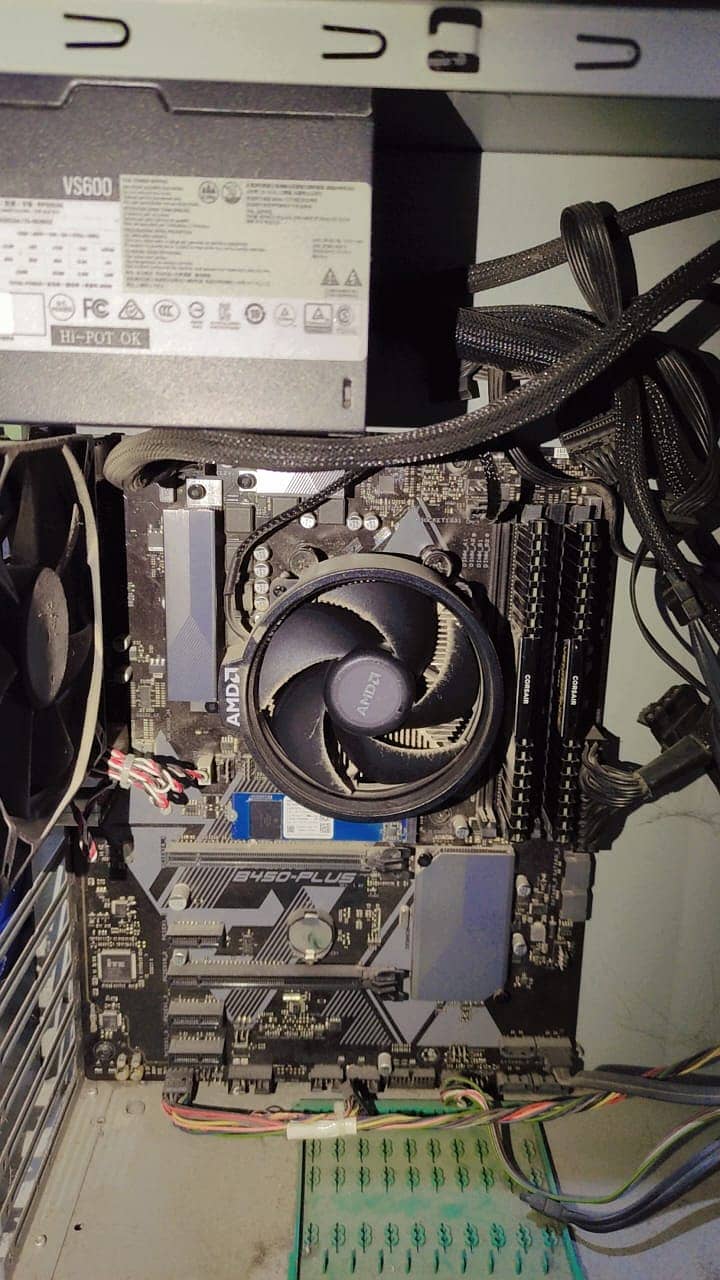 Gaming PC AMD Ryzen 5 3600 Asus, Prime B450 Plus, Corsair 16GB RAM 4