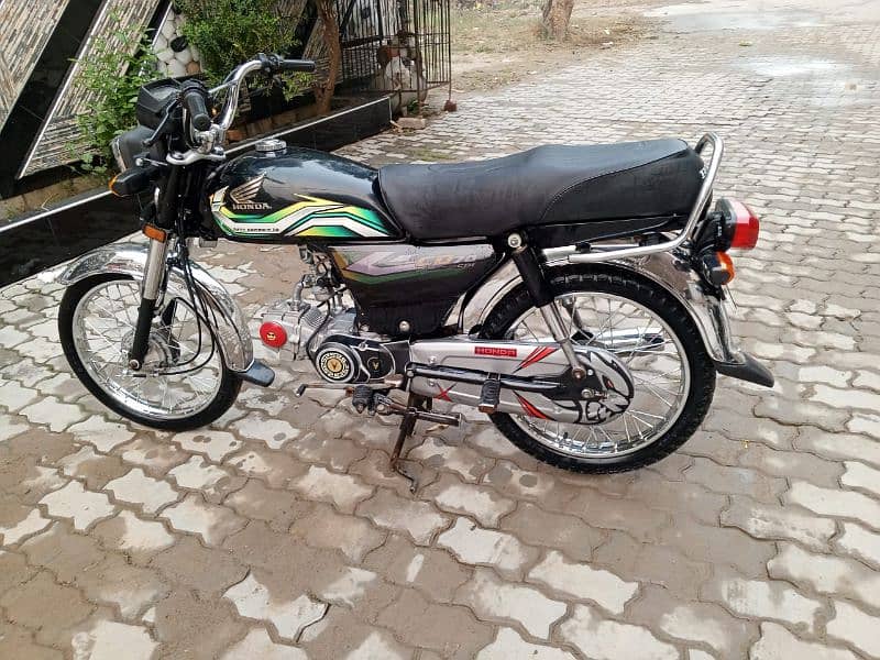 Honda CD 70 number all Punjab 4