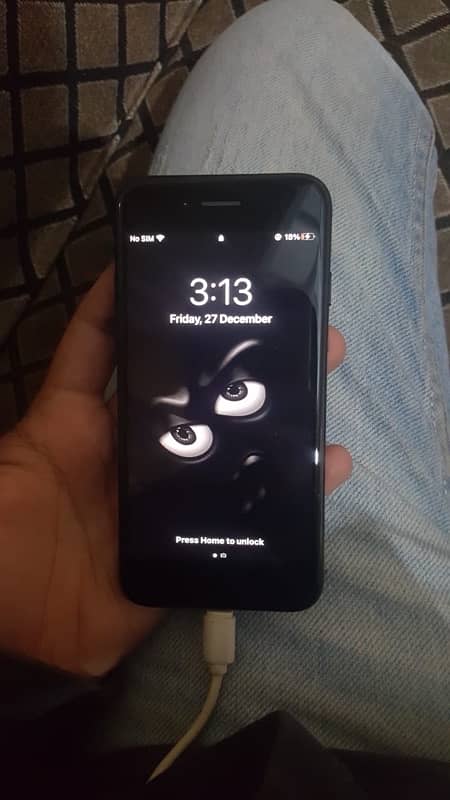 i phone 7 non pta seld pak 10 by 9.5 condition 2