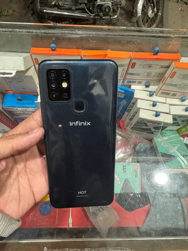 Infinix Hot 10 1