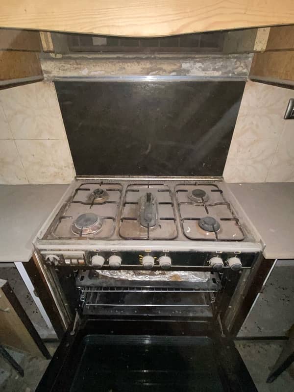 stove with oven 1