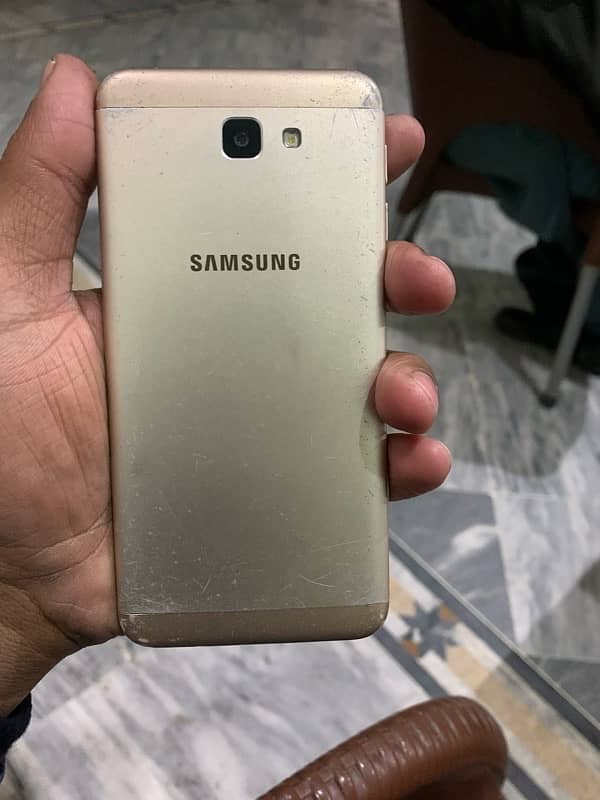 Samsung Galaxy j5 prime 1