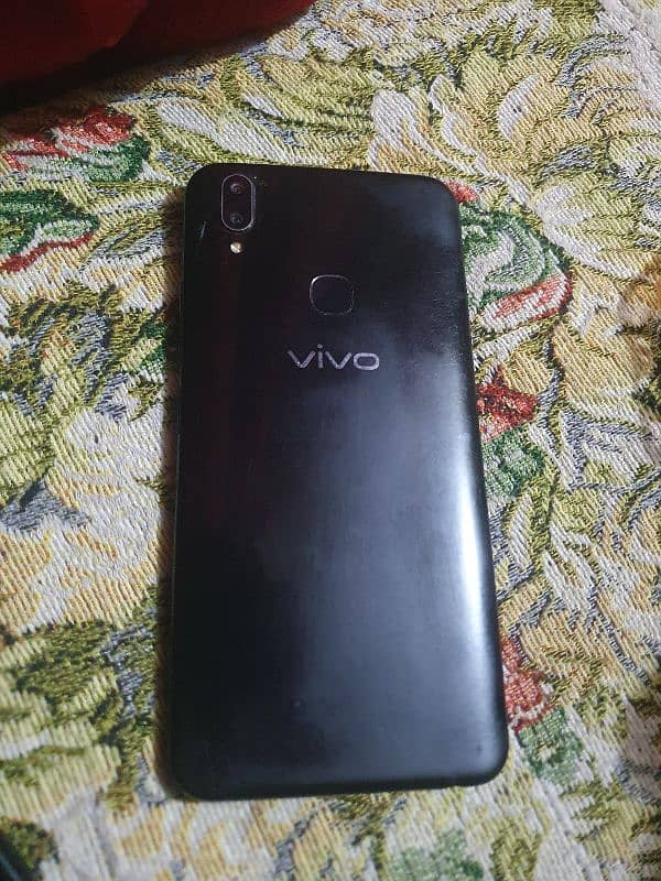 VIVO V9 1