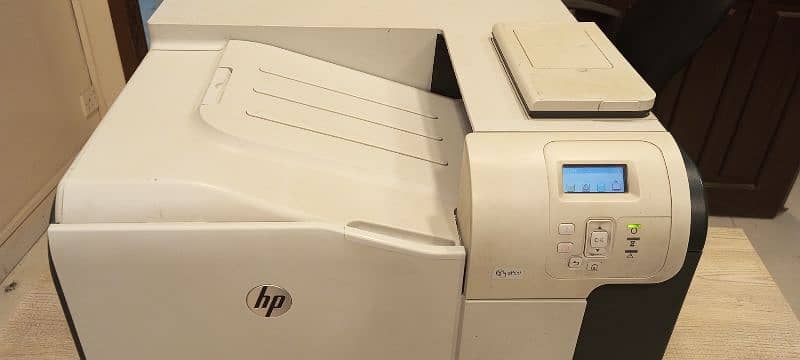 HP LaserJet 500 M551 Color Printer 1