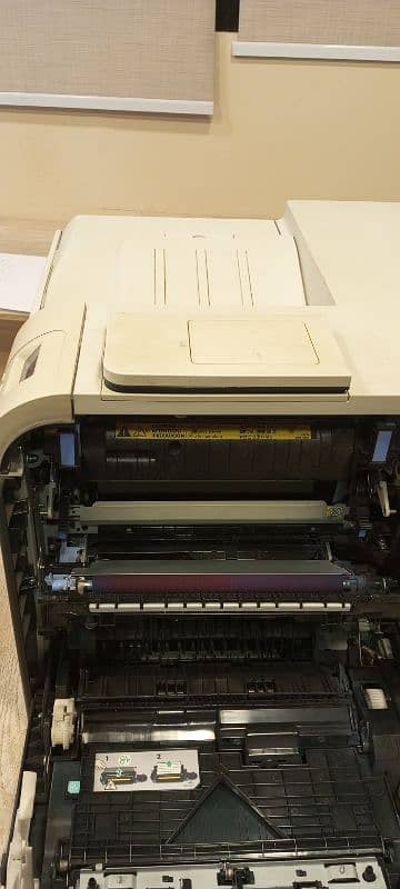 HP LaserJet 500 M551 Color Printer 4