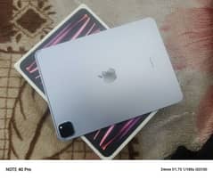 ipad pro M2 chip 128 gb 11inch full 10/10 with box full lush