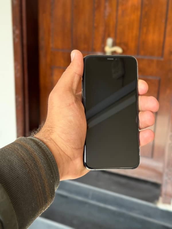 Iphone 11 Pro Dual PTA Approved 5