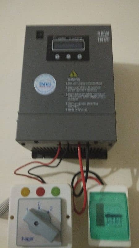 SOLAR INVERTER (2.5 kw to 10 kw) Direct PV 5