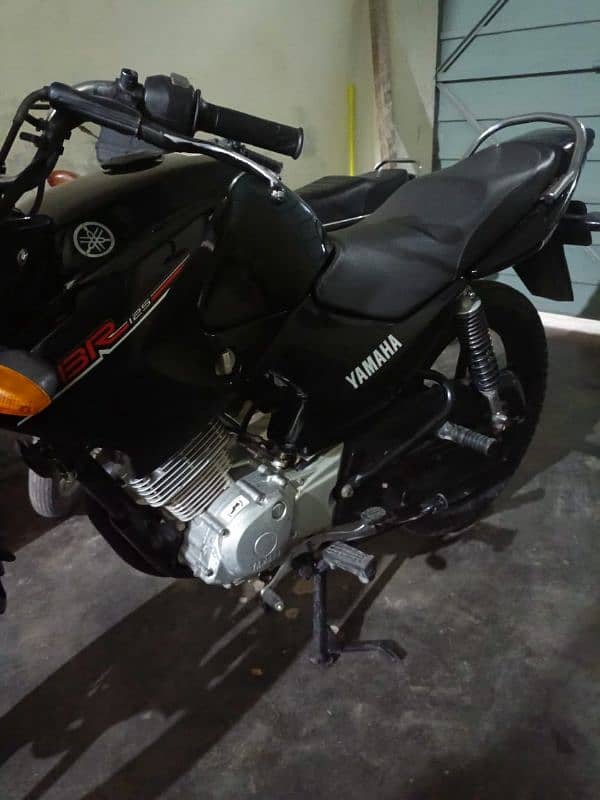 YBR 125 0