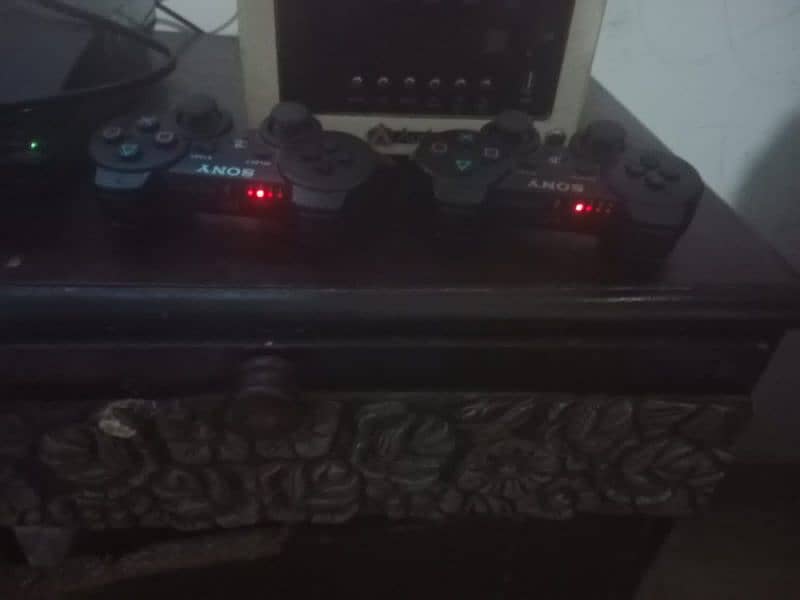 Ps3 Slim jailbreak with 6 games 1