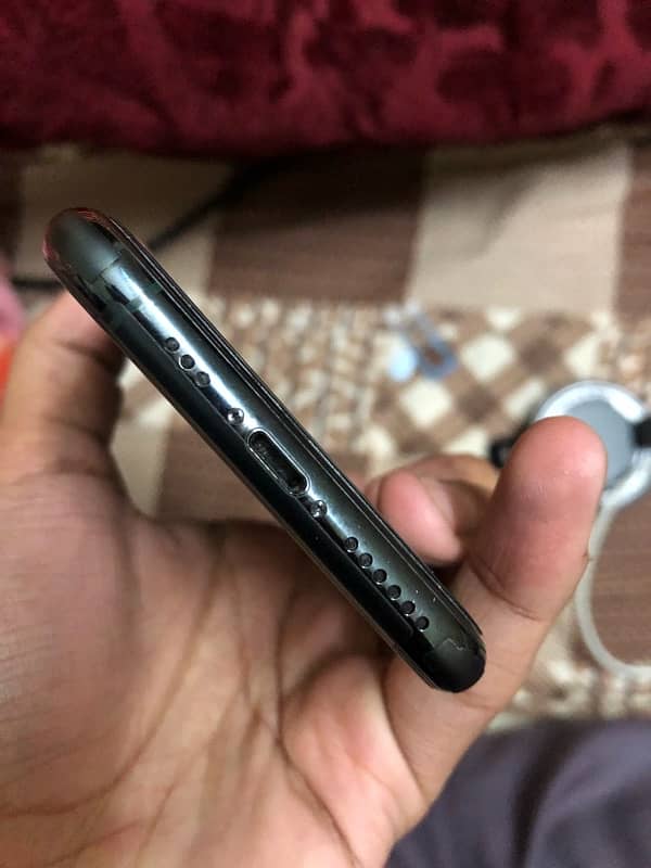 iphone 11 pro 64gb 4