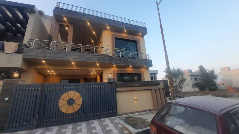 1800 Square Feet House In Beautiful Location Of Margalla View Housing Society In Islamabad 3