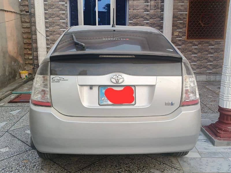 toyota prius 2011 3