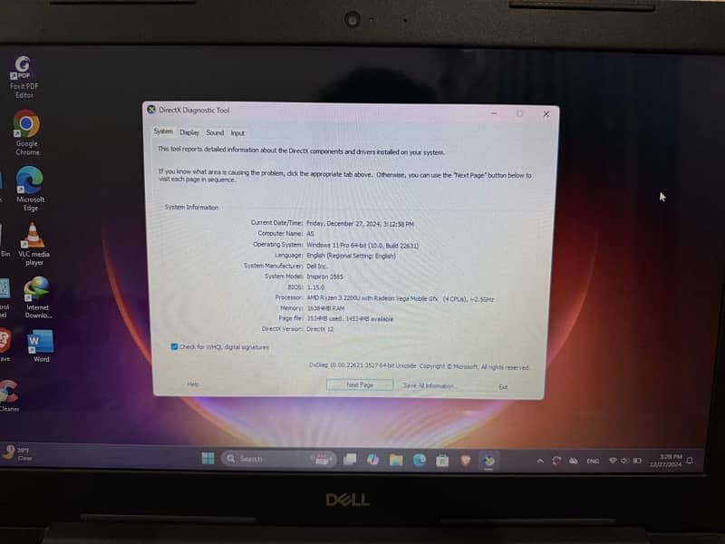 Dell Inspiron 15 3000 4