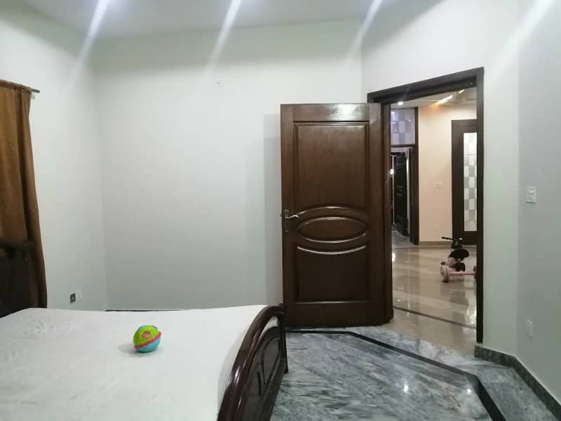 10 MARLA LOWER PORTION IS AVAILABLE FOR RENT ON TOP LOCATION OF PIA SOCIETY LAHORE 6