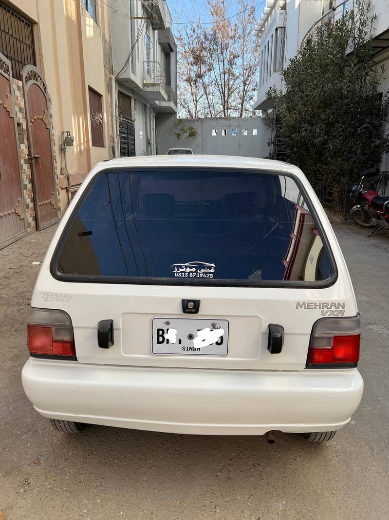 Suzuki Mehran VXR 2017 11