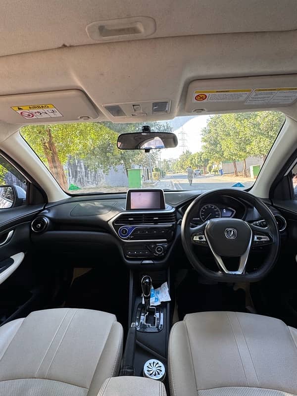 Changan Alsvin Lumiere White. 7