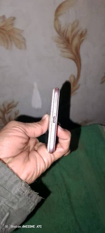 iPhone 7pls non PTA ok condition 2