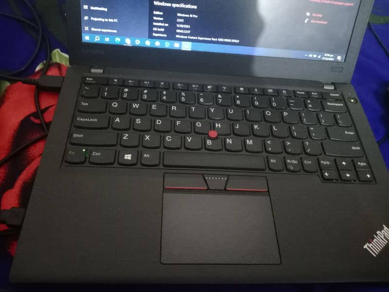 8gb ram 256 gb ssd lenovo x270 3